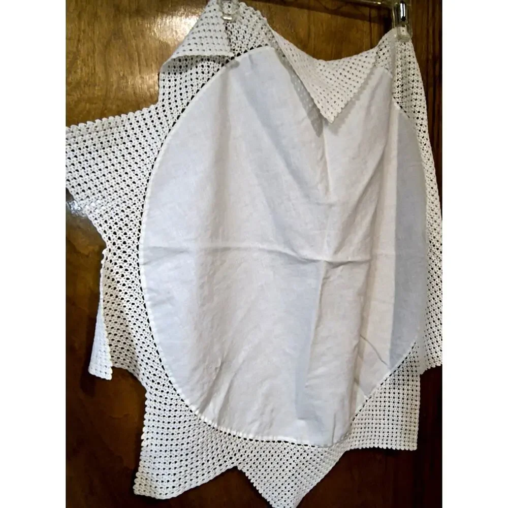 1615.  Round Tablecloth Crochet Diamond Point Trim